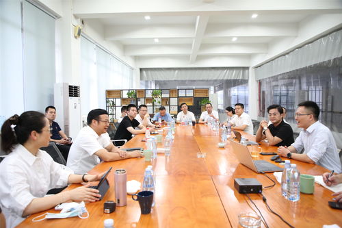 深化“三服務(wù)”助力綠色發(fā)展——周一富帶隊(duì)調(diào)研生物質(zhì)成型燃料銷售工作